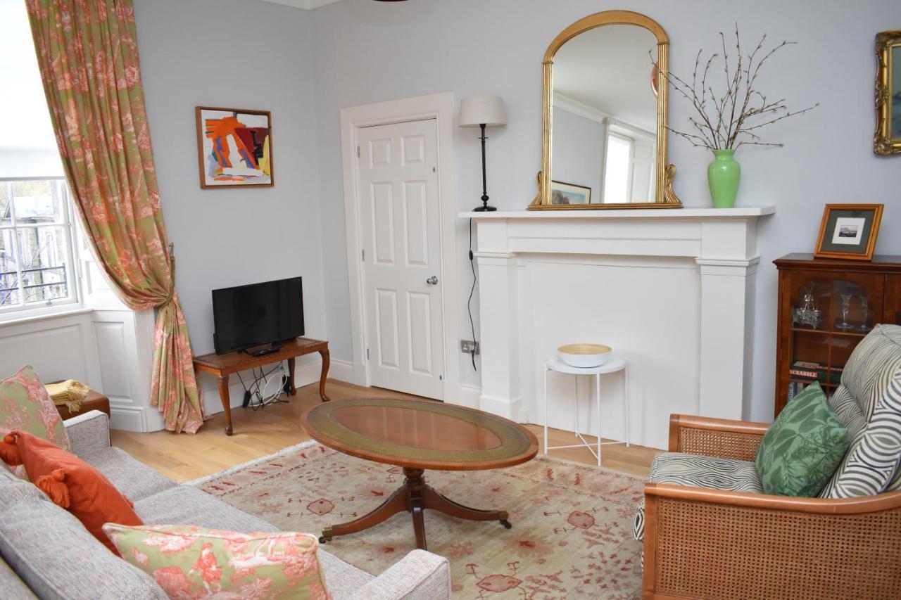 Bernard St - Bright And Spacious 1 Bed Apartment At The Shore! إدنبرة المظهر الخارجي الصورة