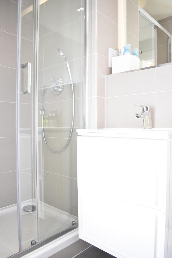 Bernard St - Bright And Spacious 1 Bed Apartment At The Shore! إدنبرة المظهر الخارجي الصورة